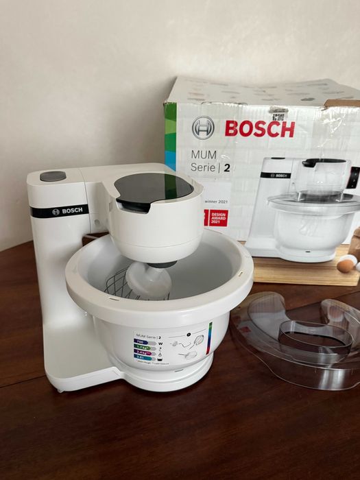 Кухненски робот Bosch Mum Serie 2 700 W