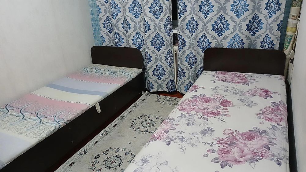 Кровать 2шт б/у в хорошие состояние