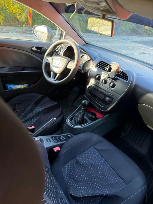 Vând seat leon 2010