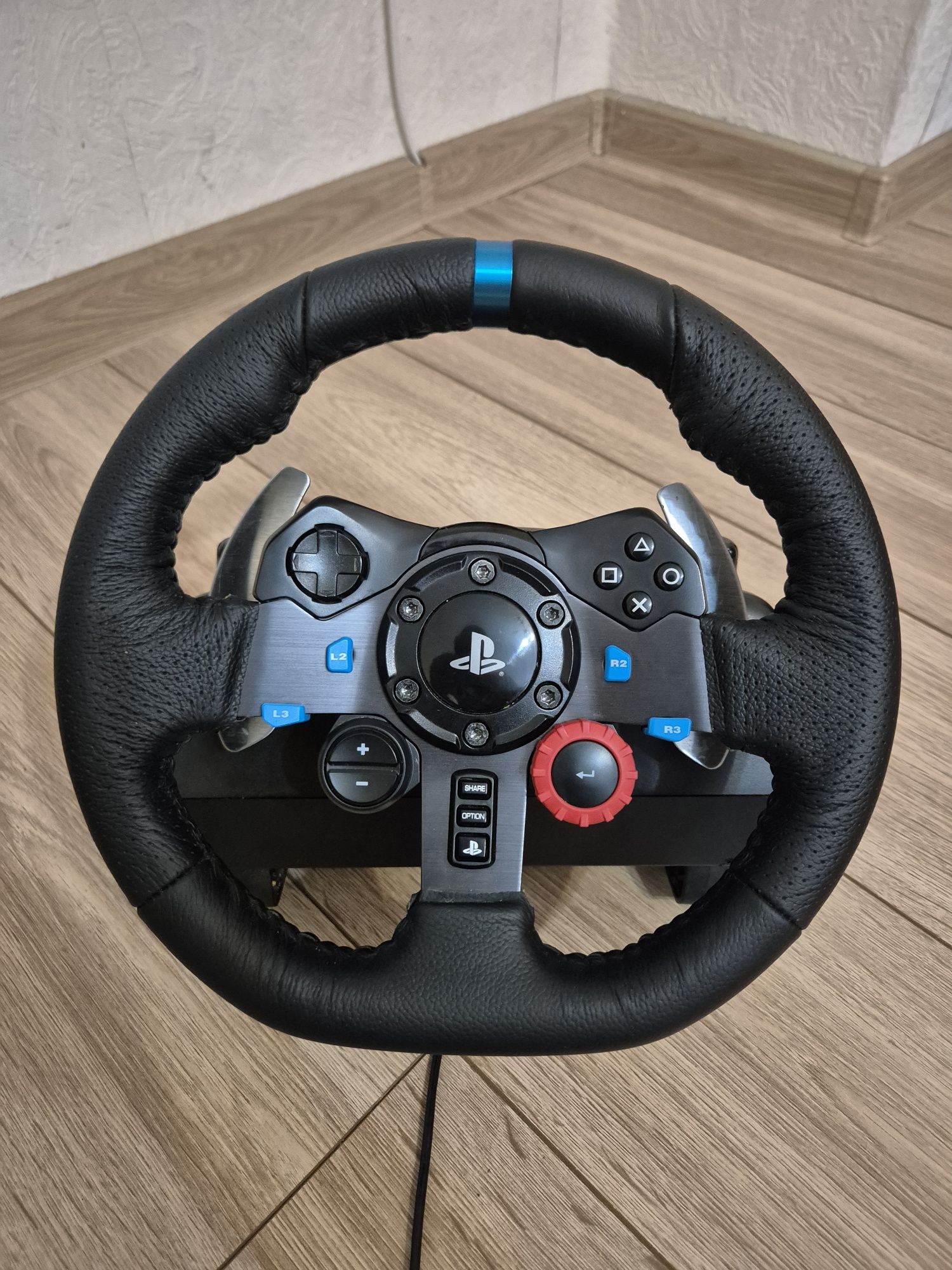 Logitech G29 + Педали + Шифтър – Перфектен за сим рейсинг