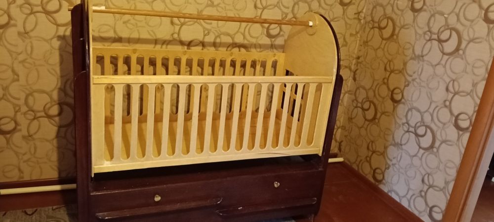 Детская кровать качалка