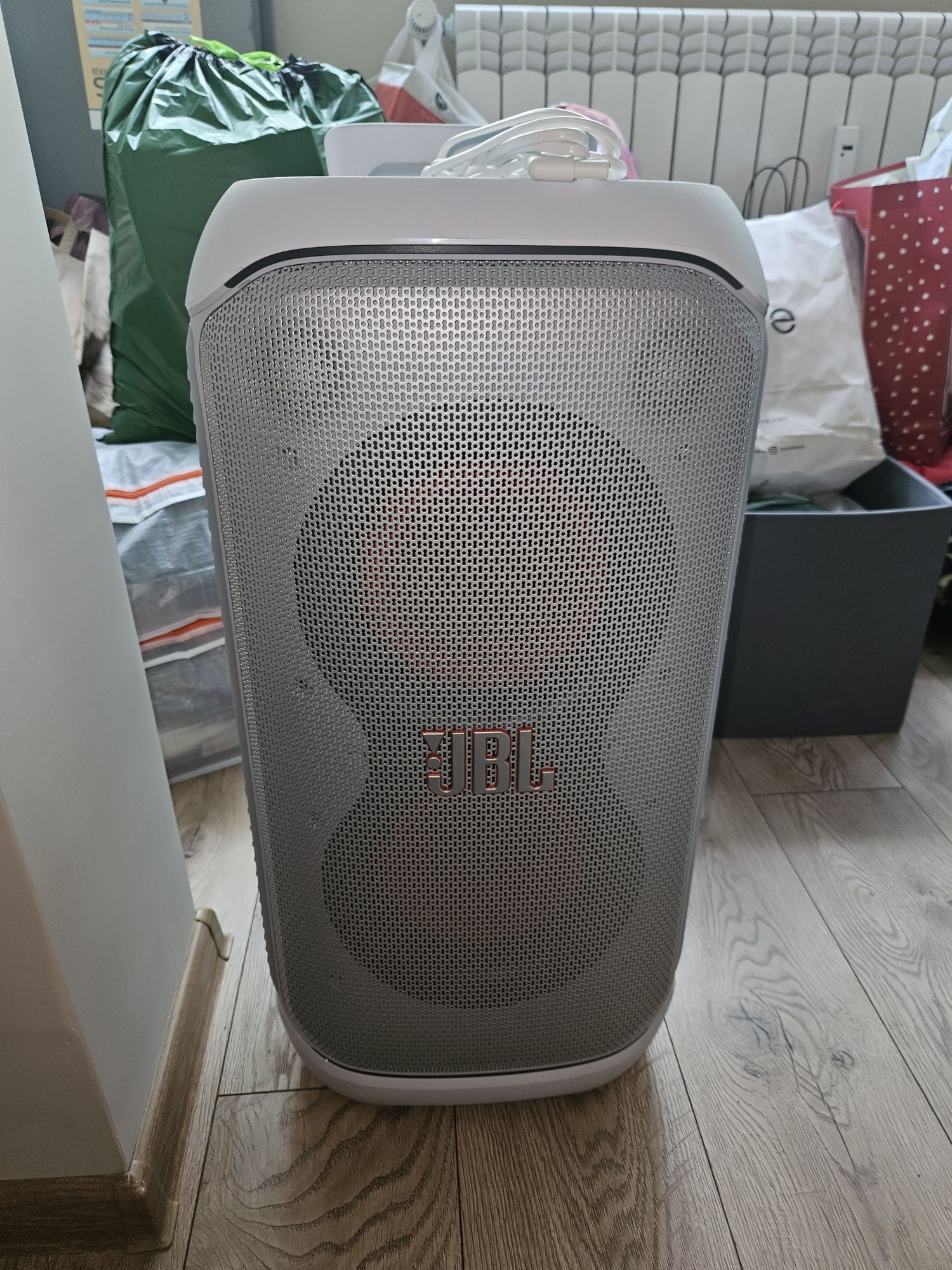 Jbl Party box 320 чисто нова 24 м гаранция