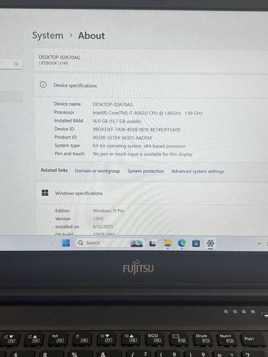 Fujitsu Lifebook U748• i7-8565u• 16gb ram• SSD Samsung 256• 14 inch