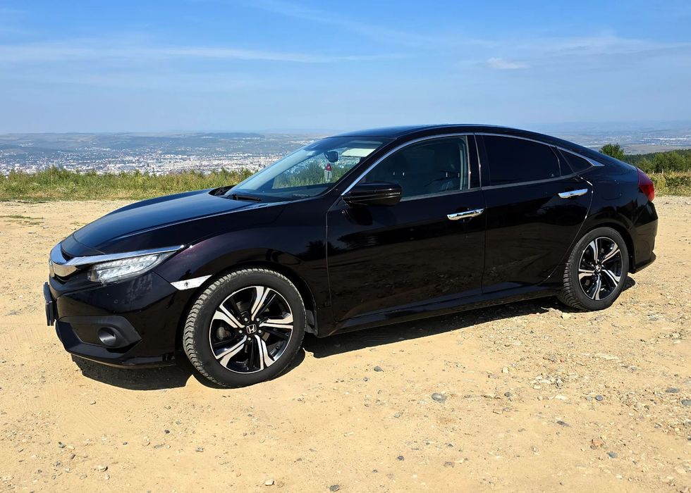 Honda Civic 2017 Honda Civic 1.5 VTEC Turbo CVT - 96200 km
