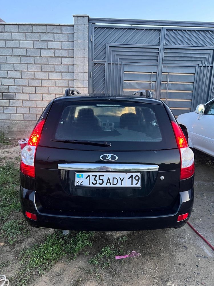 Продам лада приора уневерсал