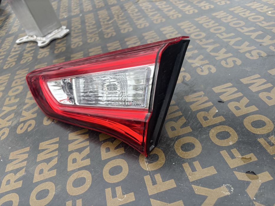 Стоп Toyota Yaris