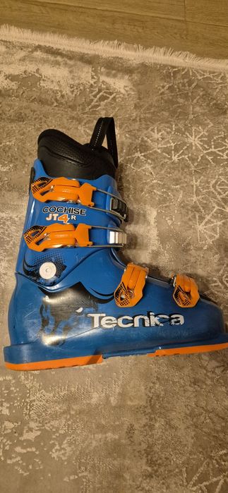 Clapari ski 
marime EUR:37 mondo:23.5 / 2