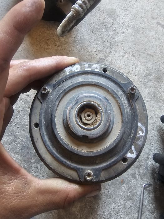 Compresor AC VW Polo 9N/6R COD 6Q0820803H