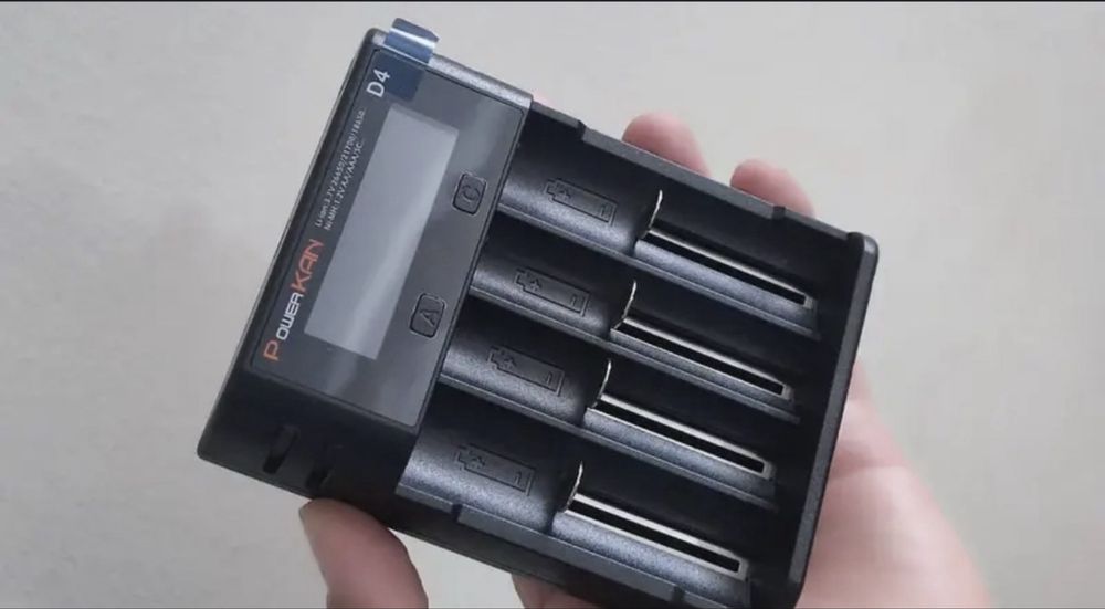 Incarcator acumulatori