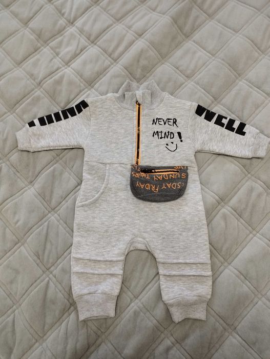 Детский комбинезон на малыша 62см