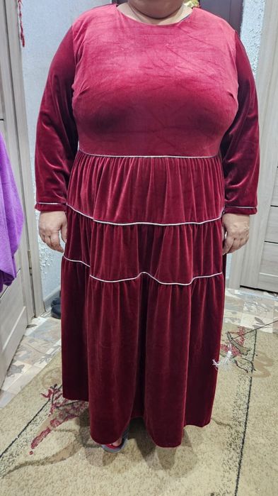 Женское платья новый 56-58