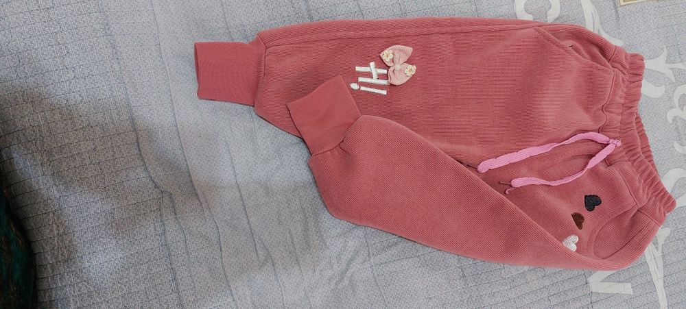 Вельветовые брюки для девочек