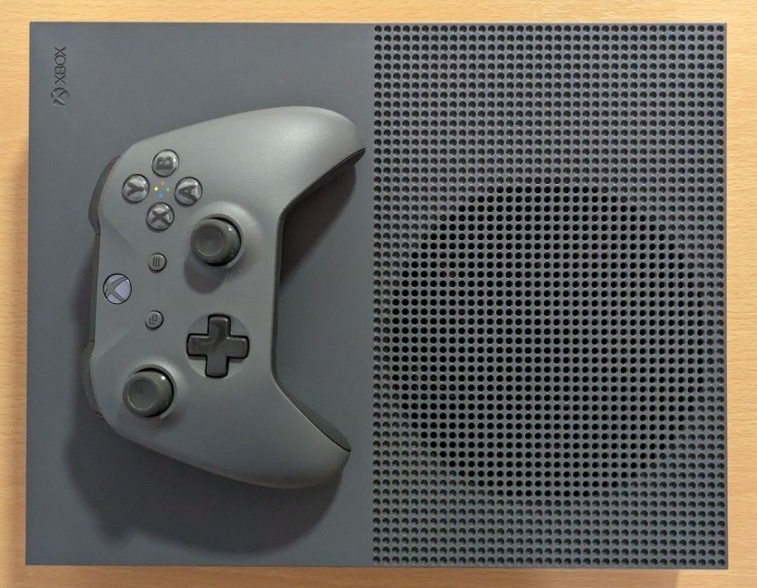 Xbox One S 4k 1TB Storm Gray Edition