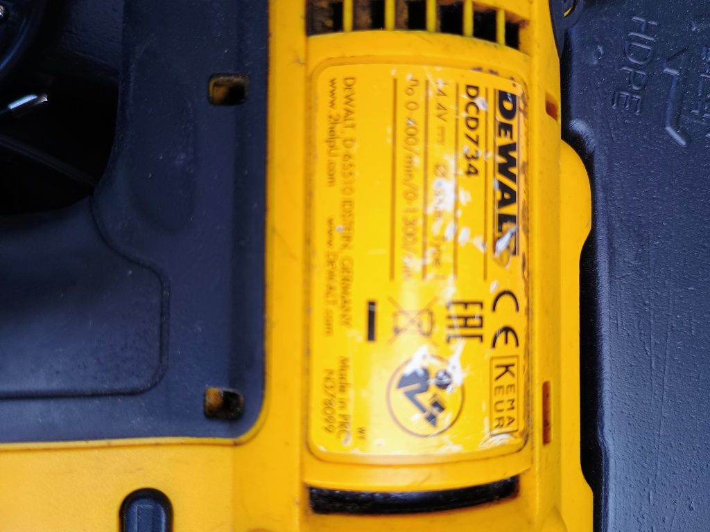 Винтоверт DeWalt