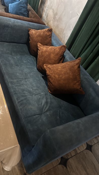 Диванчики и столы