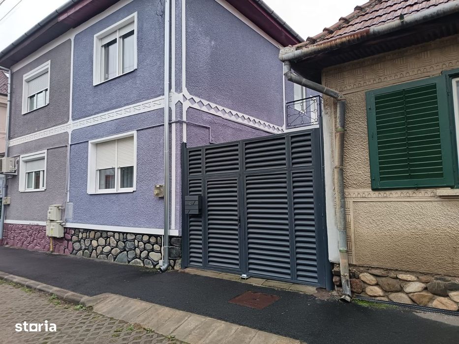 Apartament de Închiriat la Casă- Lazaret