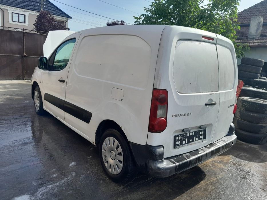 Stop stanga/dreapta Peugeot Partner an 2007-2013