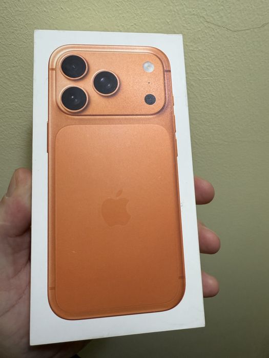 iPhone 17 Pro , Cosmic Orange, 256GB , Nou