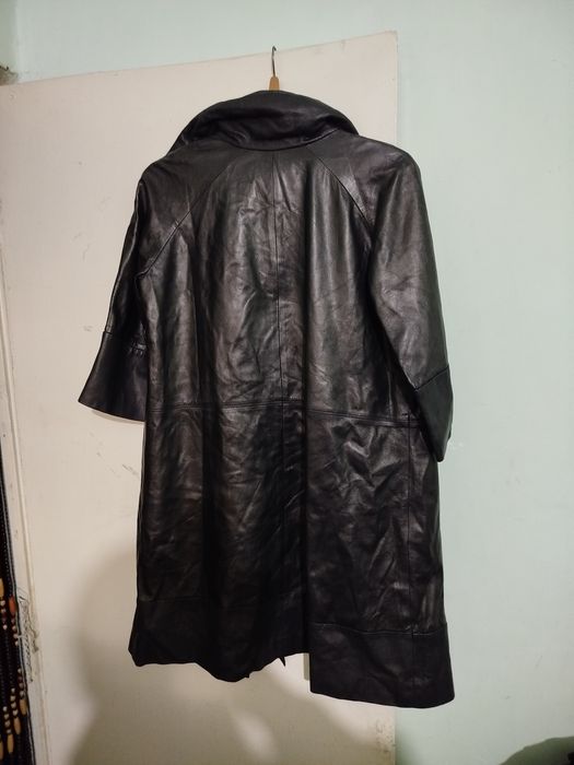 Продам кожаный сюртук.