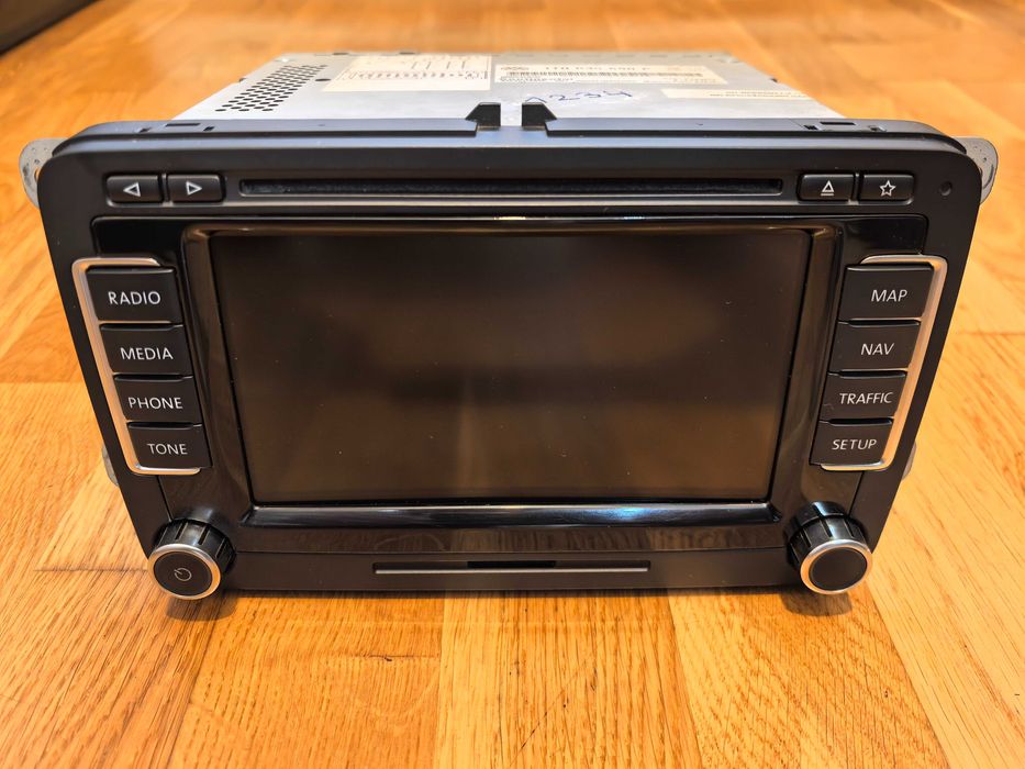 Navigatie RNS 510,LED,aprilie 2013,generatie noua-vede filme