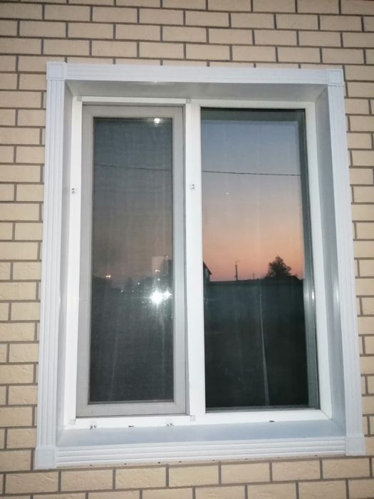 Установка пластиковых окон и балконы Ролл Шторы. Москитные сетки