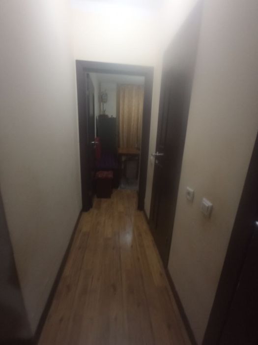 Срочна сотилади 3 хонали сергели 3 бекат