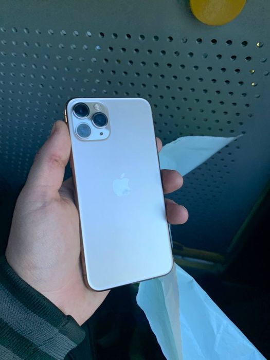 Обменяю iphone 11pro