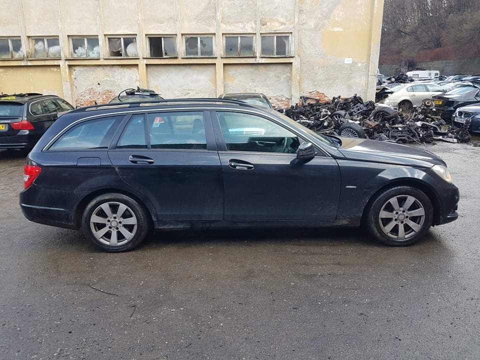 Mercedes W204 Facelift  C220CDI Face 651 170кс ръчка комби НА ЧАСТИ!