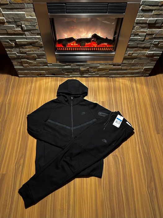 Trening Nike Tech Fleece marimea M