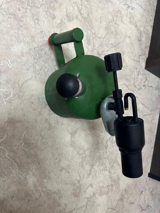 Паяльный лампа 2 л новый