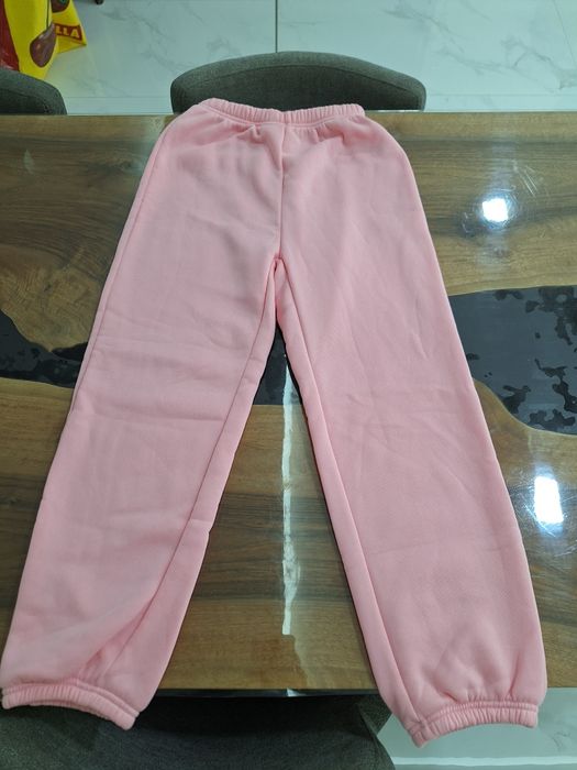 Подарявам детски дрехи