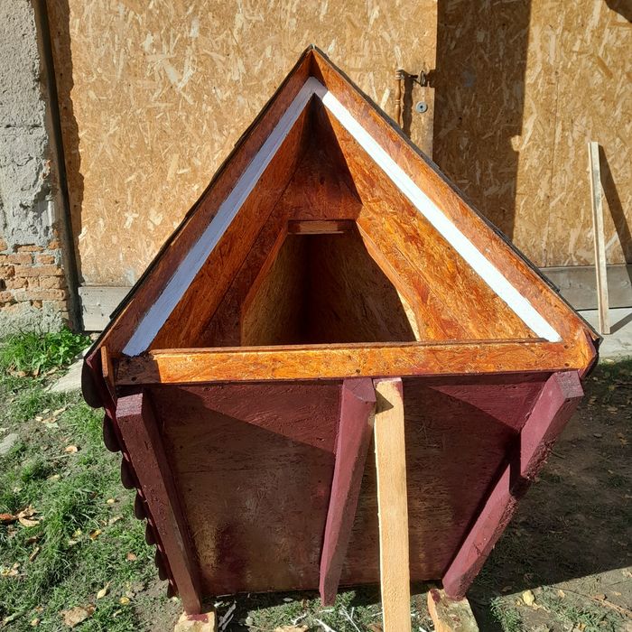 Cușcă câine talie medie sau mare