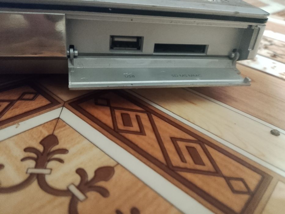 Продам двд проигрыватель