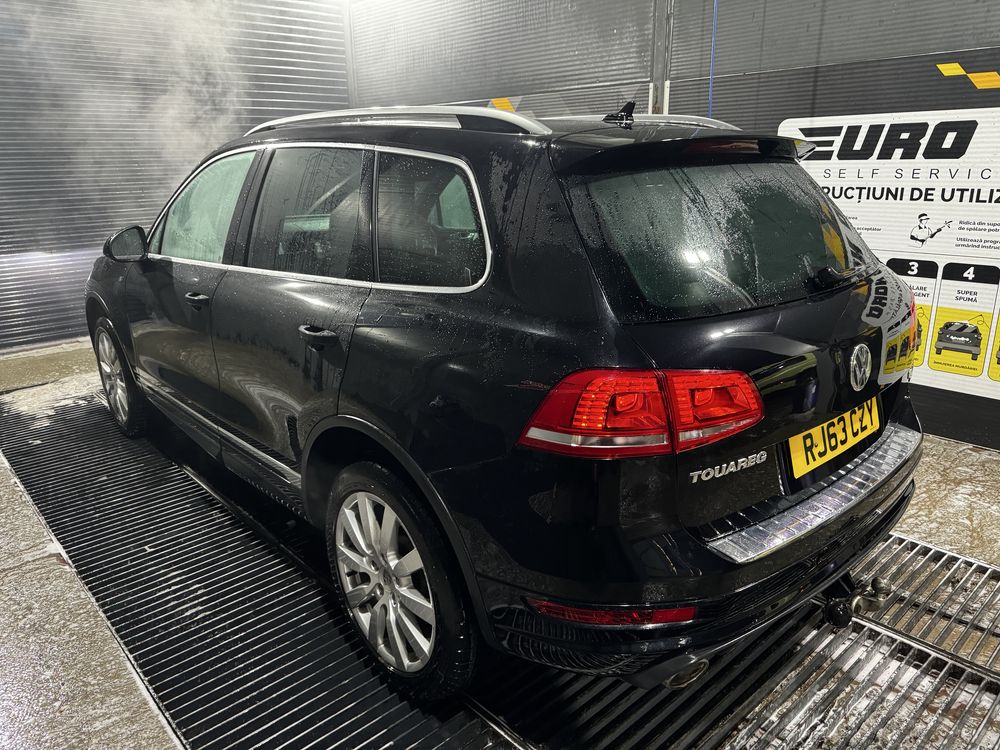 Dezmembrez touareg 7p r line negru CRCA 3.0 tdi panoramic perne led