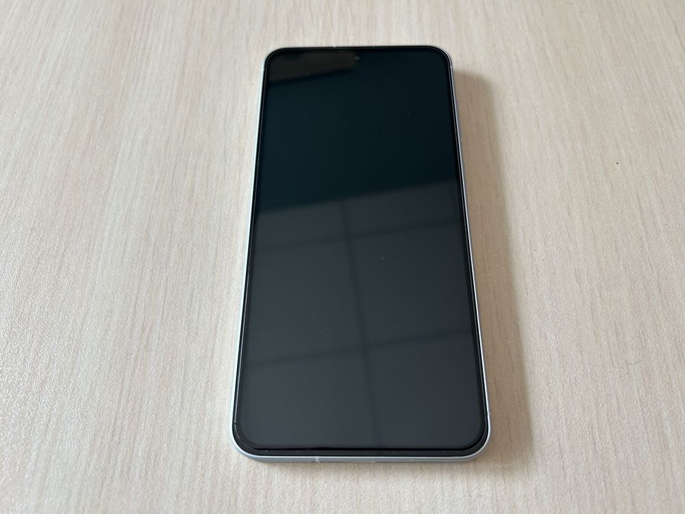 Продавам Samsung Galaxy A56 128/8GB