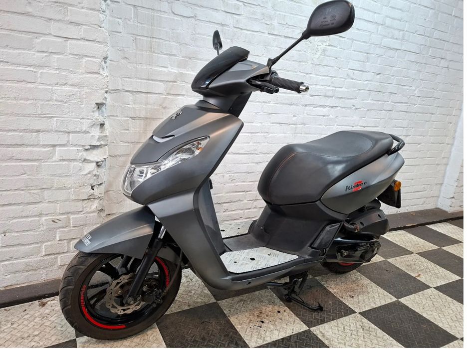 Inchiriere scuter fara permis/cu permis/ Rent Scooter Glovo/Wolt/Bolt