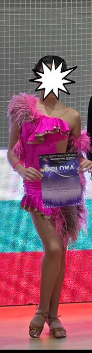 Рокля за спортни танци