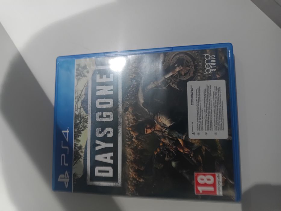 Days Gone PS  4 .