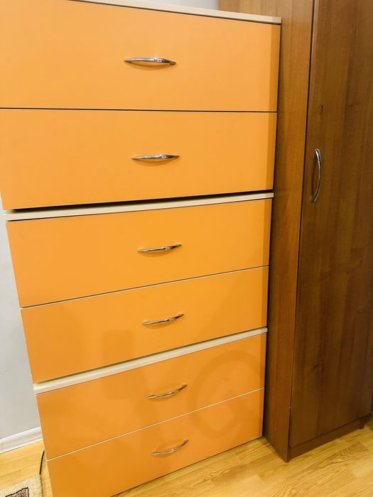 Продам глубокие шкафчики