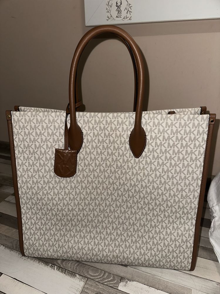 Michael Kors оригинална чанта