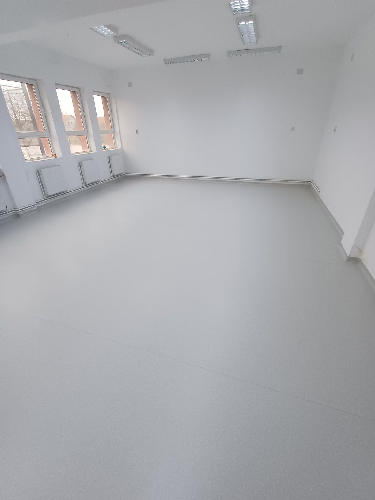 Montaj pardoseli Covor pvc tarkett.mocheta  linoleum