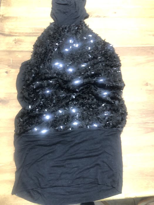 Vand Top elegant cu paiete