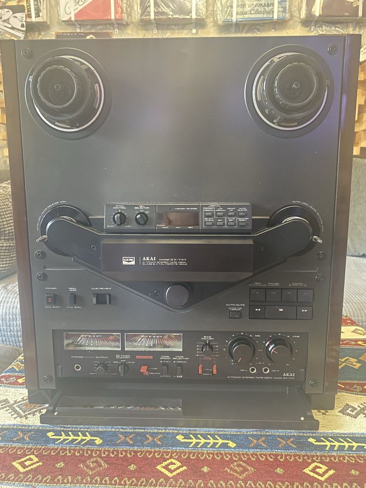 Катушечный магнитофон Akai gx-747