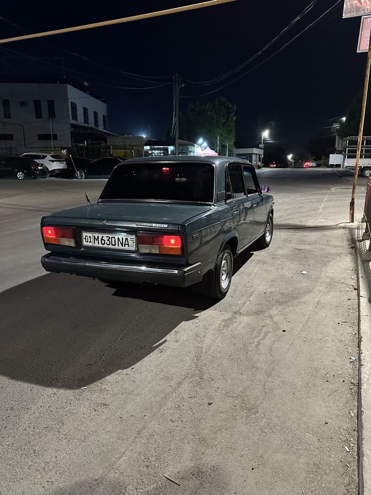 Vaz 2107 sotiladi xolati yaxshi