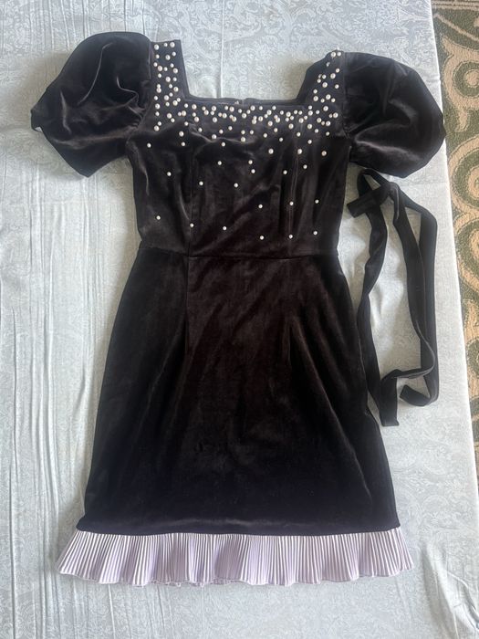 Продам платья срочно!