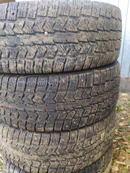 Авторезина в хорошем состоянии бу 4 шт. Зимняя.