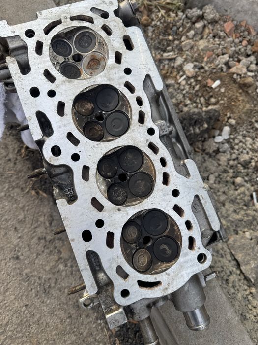 Голова цилиндра королла 120