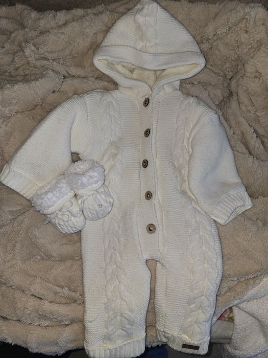 Продам тёплый костюмчик