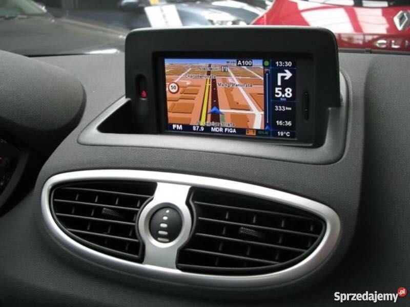 SD card RENAULT Harti Carminat Live 2026 Clio Megane Espace Scenic