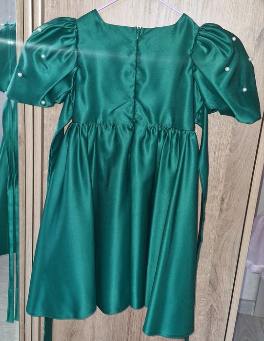 Нарядное платье для девочки